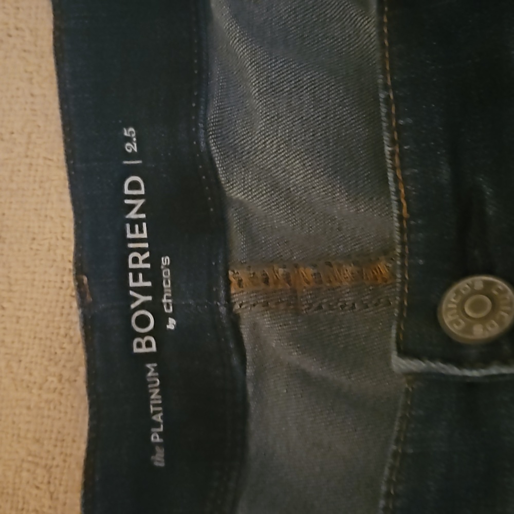 Jeans - Picture 3 of 3